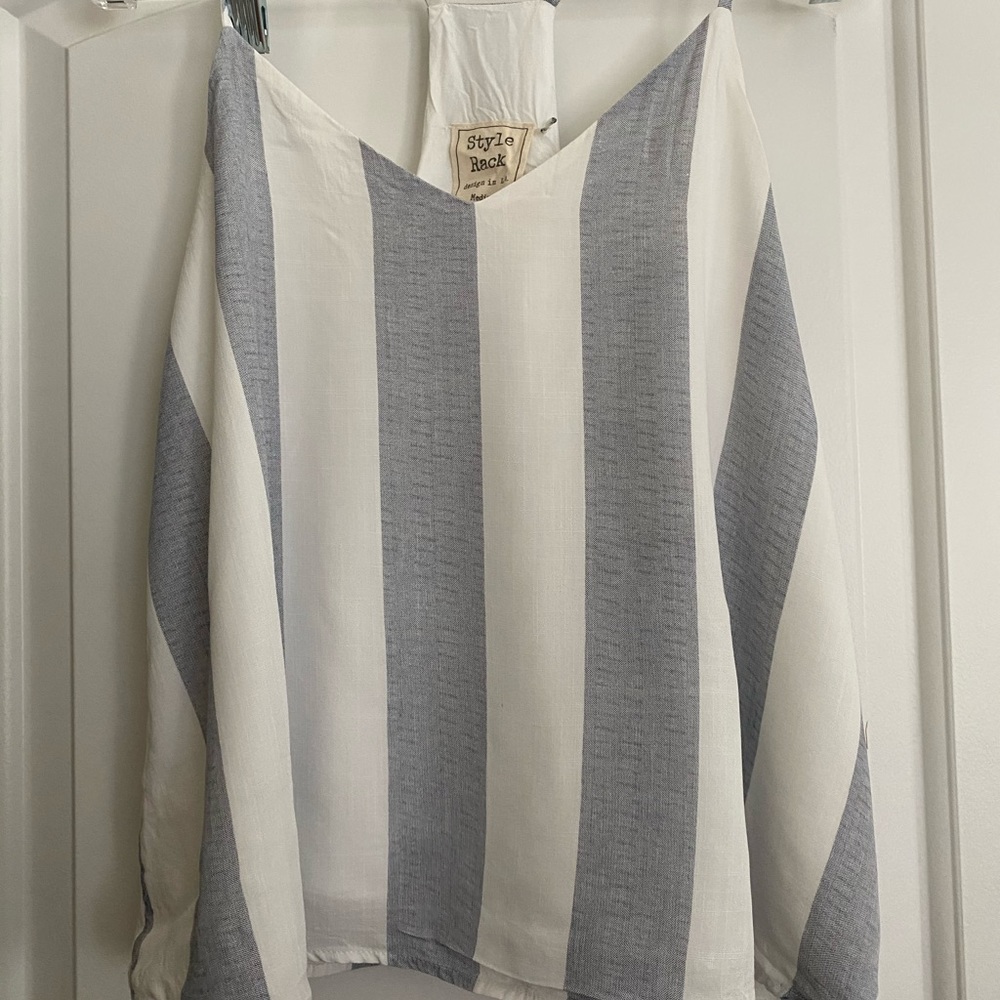 Style Rack tank top size Medium